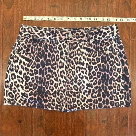 PacSun Wild Animal Print Mini Skirt - Picture 4 of 5